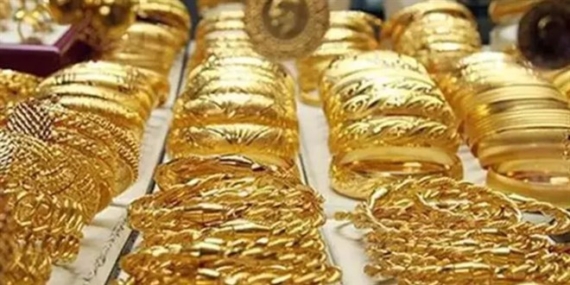 Altın Fiyatları, Güçlü Dolar ve Fed Beklentileriyle Geriliyor Altın Fiyatları, Güçlü Dolar ve Fed Beklentileriyle Geriliyor