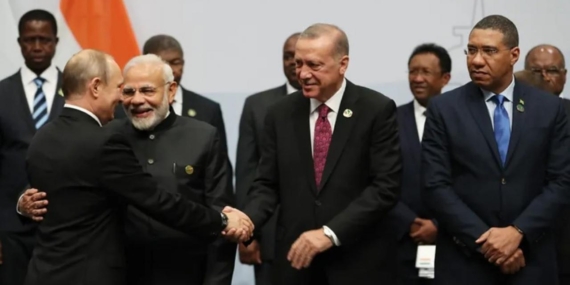 Bloomberg: Türkiye'nin BRICS Grubuna Katılım Başvurusu Resmen Yapıldı Bloomberg: Türkiye’nin BRICS Grubuna Katılım Başvurusu Resmen Yapıldı