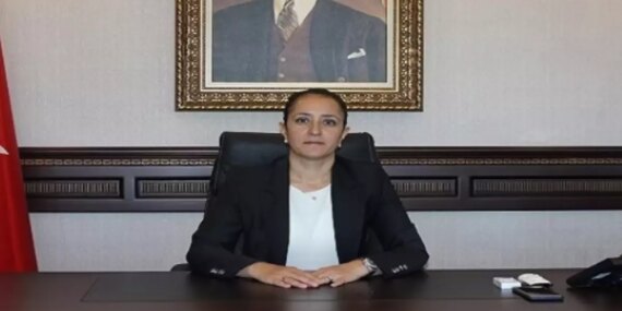 Burdur Valisi kimdir? Yeni Burdur Valisi Tülay Baydar Bilgihan kimdir, aslen nereli, yaşı kaç? Burdur Valisi kimdir? Yeni Burdur Valisi Tülay Baydar Bilgihan kimdir, aslen nereli, yaşı kaç?
