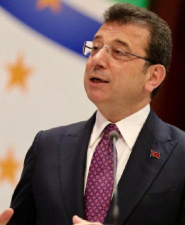 chp-liderleri-ekrem-imamoglunun-davasi-icin-istanbulda-toplaniyor-fByAN6bR.jpg