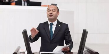 chpden-ekonomi-yonetimine-sert-elestiriler-ekonomik-krizde-halk-suclaniyor-OlRFUvbM.jpg