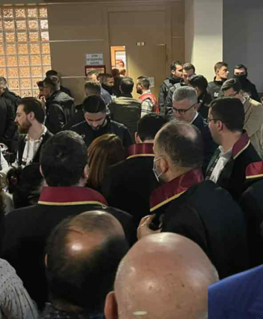 ekrem-imamoglundan-anayasa-mahkemesine-basvuru-tck-1253-a-anayasaya-aykiri-6wHaUZVs.jpg