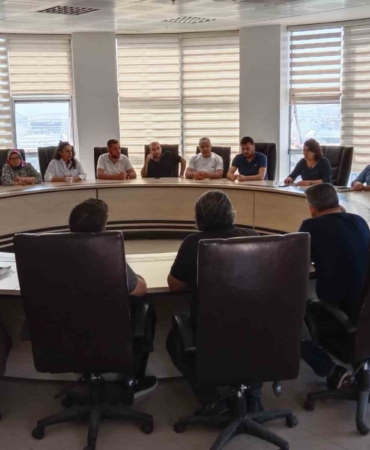 elazig-il-saglik-mudurlugunce-durum-degerlendirme-toplantisi-gerceklestirildi-7HDA9yiA.jpg
