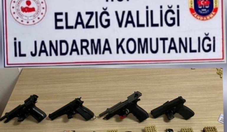 elazigda-4-adet-ruhsatiz-tabanca-ele-gecirildi-CajRH6PU.jpg