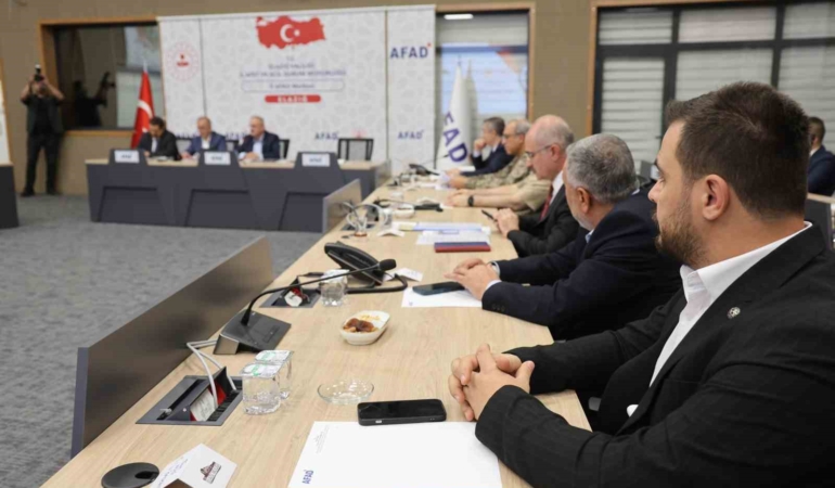 elazigda-afet-sonrasi-iyilestirme-calismalari-toplantisi-1qYNvs4a.jpg