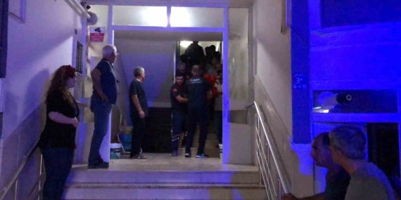 Elazığ’da Asansör Boşluğuna Düşen Yaşlı Adam Hayatını Kaybetti Elazığ’da Asansör Boşluğuna Düşen Yaşlı Adam Hayatını Kaybetti