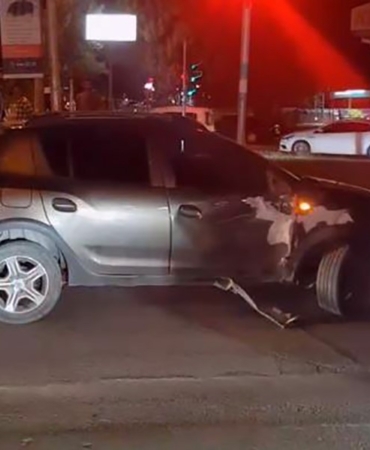 elazigda-motosiklet-ve-otomobil-carpisti-1-kisi-yaralandi-eMXeweyV.jpg