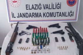 elazigda-ruhsatsiz-silah-operasyonu-2-gozalti-7ZOchOmA.jpg