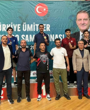emirhan-oksan-taekwondo-turkiye-3su-ieenfFBc.jpg