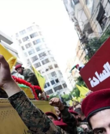 iran-devrim-muhafizlari-ordusundan-iletisim-cihazlarina-yasak-QImF44wf.jpg