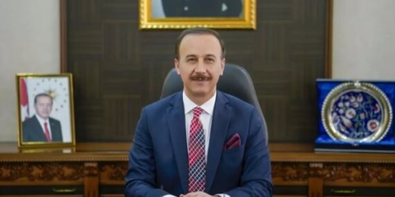Isparta Valisi kimdir? Yeni Isparta Valisi Abdullah Erin kimdir, aslen nereli, yaşı kaç? Isparta Valisi kimdir? Yeni Isparta Valisi Abdullah Erin kimdir, aslen nereli, yaşı kaç?