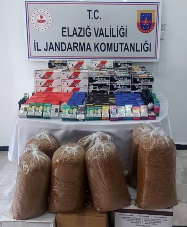 jandarmadan-kacak-sigara-ve-makaron-operasyonu-LN1bS2mz.jpg