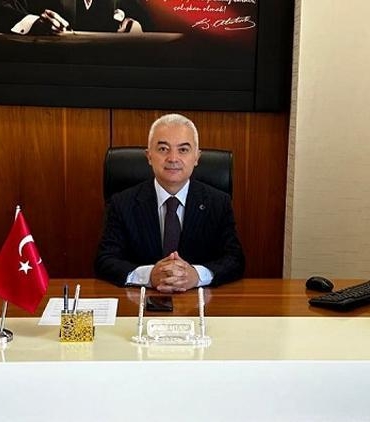 kirklareli-valisi-kimdir-yeni-kirklareli-valisi-ugur-turan-kimdir-yasi-kac-ve-nerelidir-ozgecmisi-lb3SHyiP.jpg