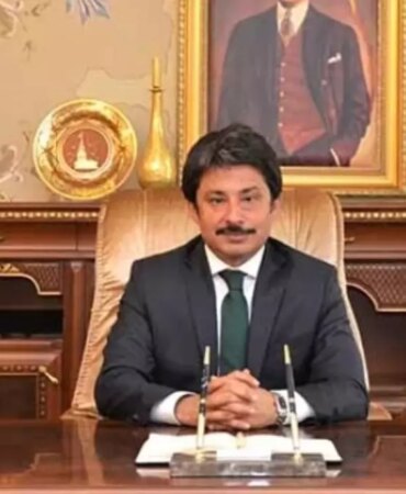 Kırşehir Valisi kim oldu? Yeni Kırşehir Valisi Murat Sefa Demiryürek kimdir, nereli, kaç yaşında? kirsehir-valisi-kim-oldu-yeni-kirsehir-valisi-murat-sefa-demiryurek-kimdir-nereli-kac-yasinda-RPhfeFw1.jpg