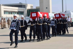 Tunceli’de Şehit Olan 4 Asker, Elazığ’dan Memleketlerine Uğurlandı tuncelide-sehit-olan-4-asker-elazigdan-memleketlerine-ugurlandi-SG6uuFES.jpg