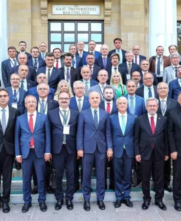 yokun-2030-yuksekogretim-vizyonu-toplantilari-basladi-UzzgFscJ.jpg
