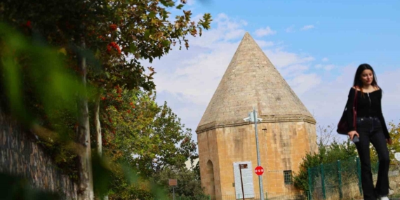 Elazığ'ın 5 Bin Yıllık Harput Mahallesi, Depremlere Rağmen Ayakta Elazığ’ın 5 Bin Yıllık Harput Mahallesi, Depremlere Rağmen Ayakta