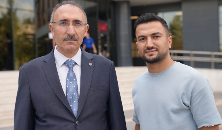 Fırat Üniversitesi