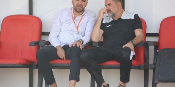 Elazığspor Teknik Direktörü Bülent Yenihayat ile Yollarını Ayırdı Elazığspor Teknik Direktörü Bülent Yenihayat ile Yollarını Ayırdı