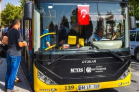 depremin-ardindan-malatyada-ogrencilere-ulasim-ucretsiz-oldu-URNHL9ZZ.jpg