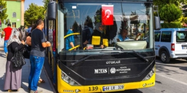 depremin-ardindan-malatyada-ogrencilere-ulasim-ucretsiz-oldu-URNHL9ZZ.jpg