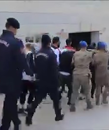 elazig-merkezli-3-ilde-yesil-recete-operasyonu-17-kisi-tutuklandi-DehpUaDF.jpg