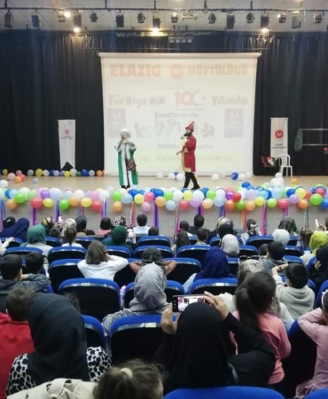 elazigda-100-yilda-cocuklarimizla-100-senlik-etkinligi-2QJKUK3w.jpg