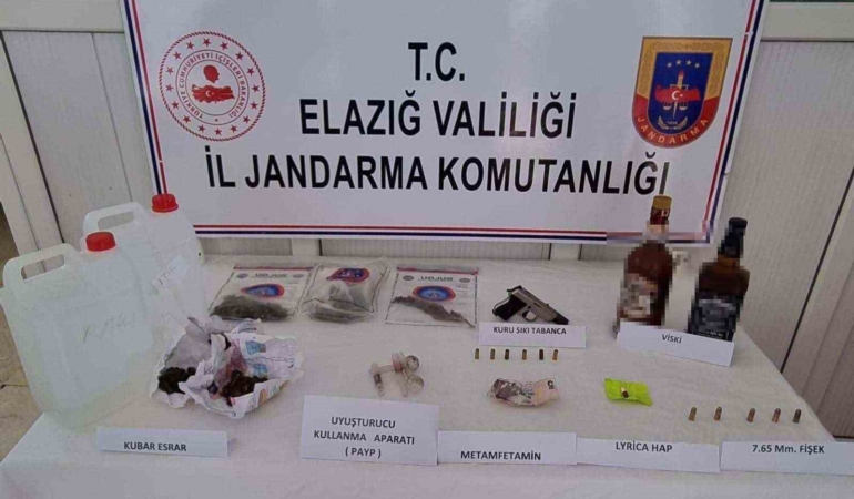 elazigda-8-bin-litre-kacak-icki-ele-gecirildi-8-supheli-gozaltina-alindi-vWMBD2zh.jpg