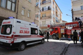 elazigda-ailenin-ulasamadigi-iki-kardes-uyurken-bulundu-PliIUAih.jpg