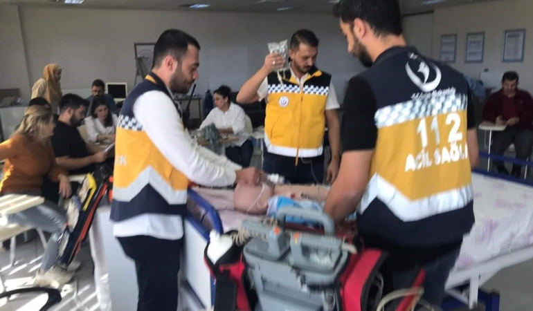 elazigda-ambulans-servisi-calisanlarina-egitim-mvWCCCJv.jpg