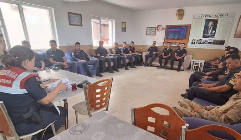 elazigda-jandarma-personeline-biyokacakcilik-egitimi-q4iONy1A.jpg