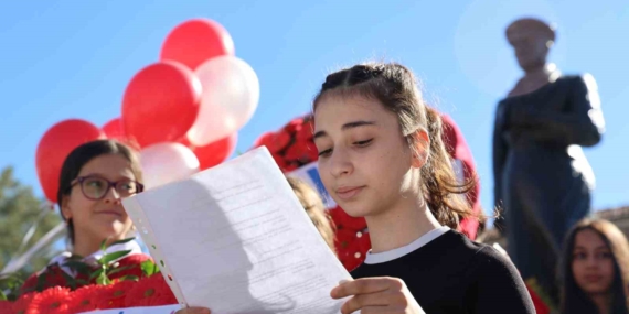 Elazığ’da öğrencilerden anlamlı Cumhuriyet Bayramı kutlaması Elazığ’da öğrencilerden anlamlı Cumhuriyet Bayramı kutlaması