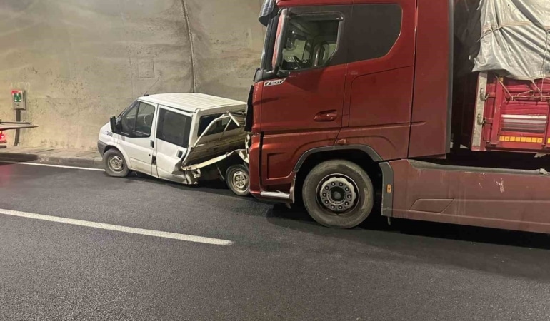 elazigda-trafik-kazasi-1-yarali-aaaKYu6y.jpg