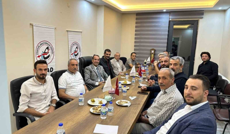 elsad-istisare-toplantisi-duzenlendi-mWg1xLbf.jpg