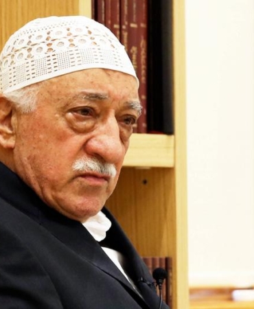 feto-elebasi-fetullah-gulenin-olumu-duyuruldu-hastanede-tedavi-goruyordu-kklUrwwA.jpg