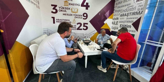 Fırat Üniversitesi, TEKNOFEST 2024’te Yoğun İlgi Görüyor Fırat Üniversitesi, TEKNOFEST 2024’te Yoğun İlgi Görüyor