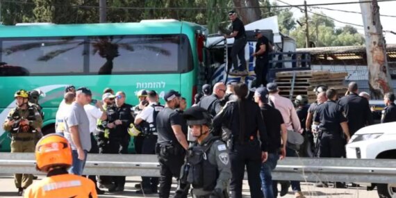 İsrail’de Kamyon Durağa Çarptı: En Az 33 Yaralı