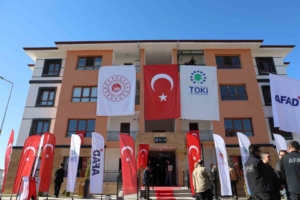 kahramanmaras-depremlerinden-etkilenen-elazigda-569-konutun-kuralari-cekildi-zrA7aS3t.jpg