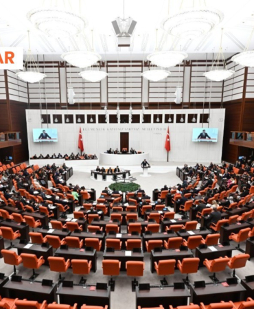 kredi-kartindan-750-lira-kesinti-duzenlemesinden-vazgecildi-qKeT7dkO.jpg