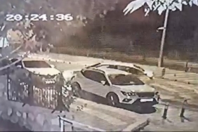 park-halindeki-otomobile-carpti-bir-sey-olmamis-gibi-gitti-x1FPzk5q.jpg
