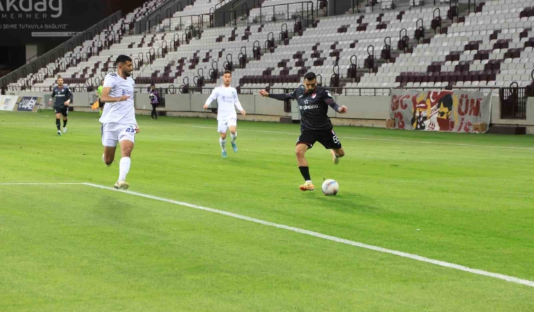 tff-2-lig-elazigspor-5-arnavutkoy-belediyespor-0-5cCD25NW.jpg