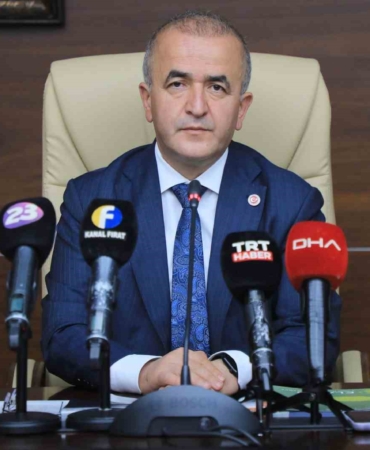 vali-hatipoglu-afet-risklerini-azaltma-calismalari-hayati-derecede-buyuk-bir-oneme-sahiptir-vqJPkGsj.jpg
