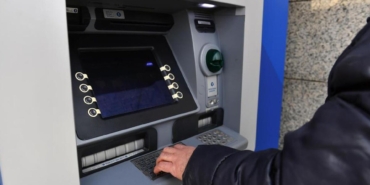 bankacilikta-yeni-donem-geri-donusumlu-yeni-nesil-atmler-hayata-geciyor-FacLexr4.jpg