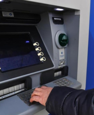 bankacilikta-yeni-donem-geri-donusumlu-yeni-nesil-atmler-hayata-geciyor-FacLexr4.jpg
