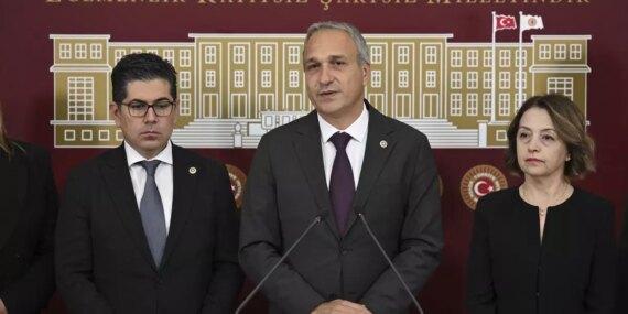 CHP'den TBMM'ye "Okullarda Ücretsiz Öğle Yemeği" Kanun Teklifi CHP’den TBMM’ye “Okullarda Ücretsiz Öğle Yemeği” Kanun Teklifi