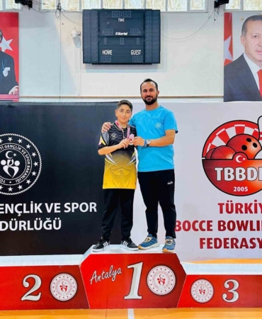 dartta-elaziga-ilk-turkiye-sampiyonlugu-UHctfyIQ.jpg