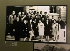 elazig-kent-muzesinde-duygusal-anlar-annesi-ve-teyzesinin-fotograflarini-gorunce-sok-oldu-OUwgy86z.jpg