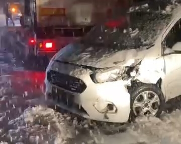 Elazığ-Malatya Karayolunda Zincirleme Kaza: Yol Trafiğe Kapandı Elazığ-Malatya Karayolunda Zincirleme Kaza: Yol Trafiğe Kapandı