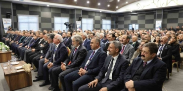 elazigda-27-uluslararasi-hazar-siir-aksamlari-programi-nLTIEAUq.jpg