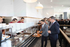 elazigda-4-cesit-yemegin-50-lira-oldugu-sehir-lokantasi-acildi-dUXzV6HU.jpg